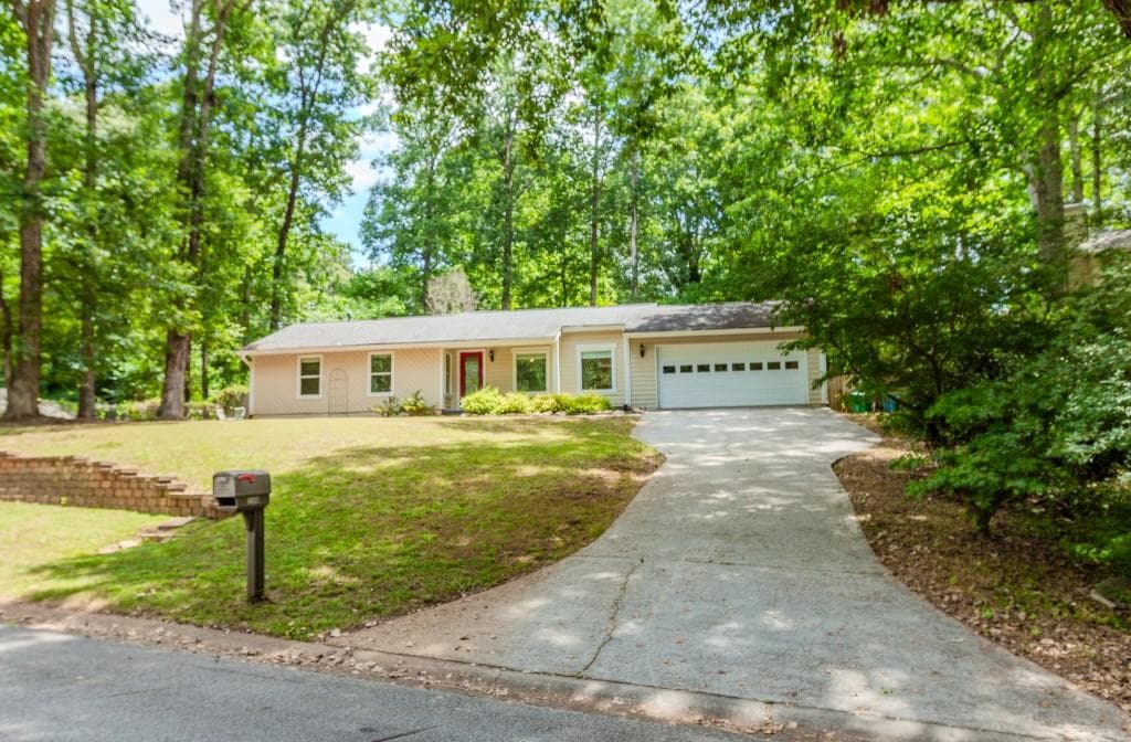 3 bedroom, 2 bathroom, 1,228 sq ft single family residence sold at 3586 Vinyard Way, Lawrenceville, GA 30044