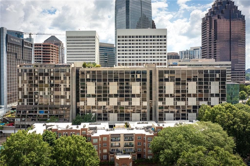 147 15th Street 6E, Atlanta, GA 30309 — most recent listing photo