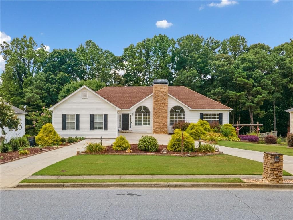 4 bedroom, 3 bathroom, 3,120 sq ft single family residence sold at 2560 Track Way, Dacula, GA 30019