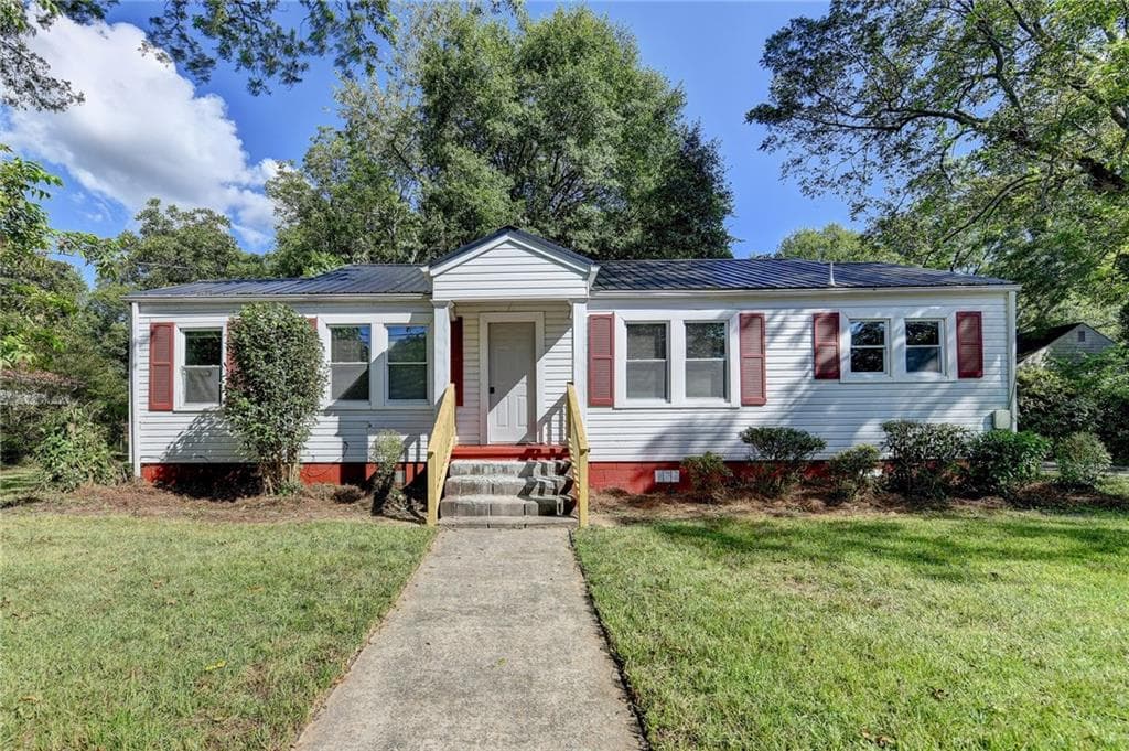 243 Georgia Avenue, Winder, GA 30680 — most recent listing photo