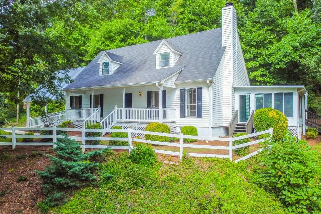 4902 J M Turk Road, Flowery Branch, GA 30542 — most recent listing photo