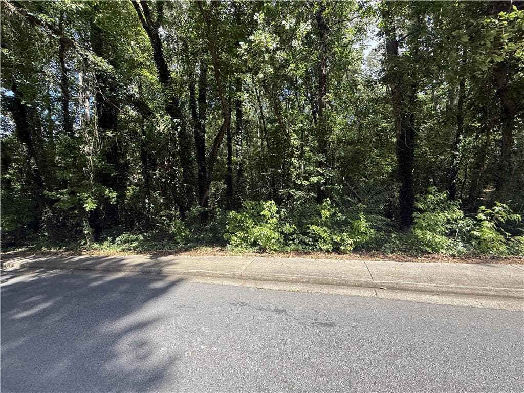 single family residence for sale at 1402 Frontier Drive, Sugar Hill, GA 30518 — photo 2