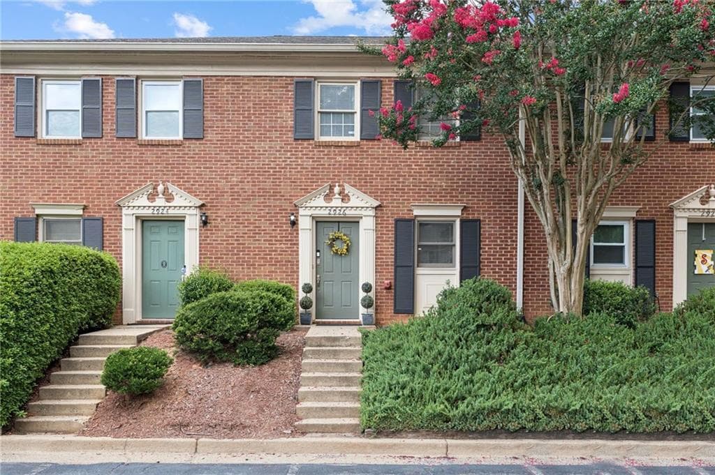 2926 Webb Bridge Road, Alpharetta, GA 30009 — most recent listing photo