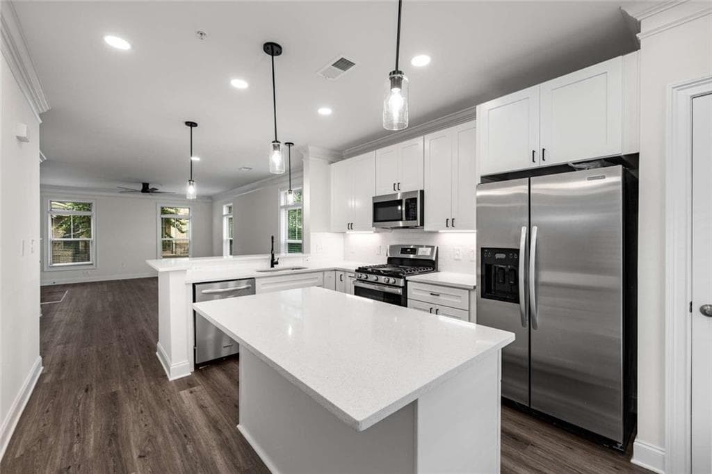 1172 Lavista Circle, Atlanta, GA 30324 — most recent listing photo