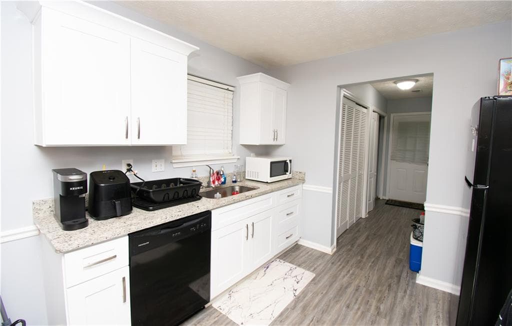 3 bedroom, 2 bathroom, 1,370 sq ft townhouse for sale at 6847 S Lakewood Terrace, Douglasville, GA 30135 — photo 8