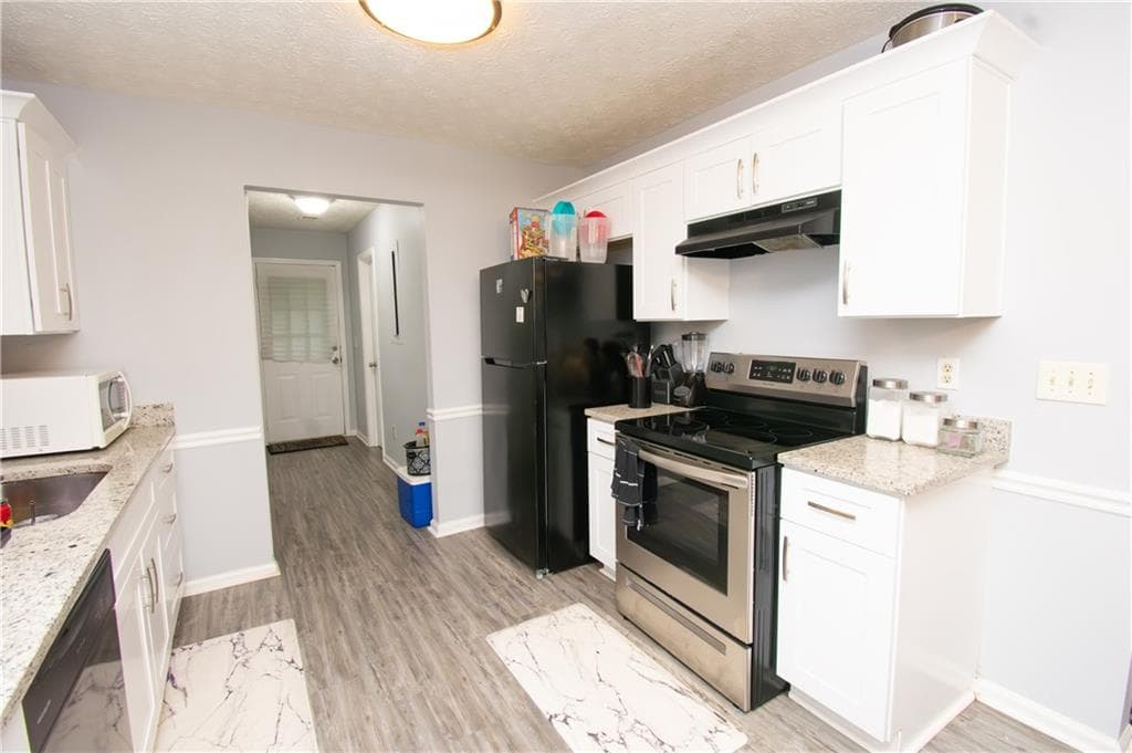 3 bedroom, 2 bathroom, 1,370 sq ft townhouse for sale at 6847 S Lakewood Terrace, Douglasville, GA 30135 — photo 10