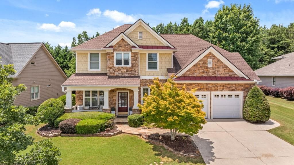 4 bedroom, 3 bathroom, 2,838 sq ft single family residence sold at 7847 Benchmark Drive, Flowery Branch, GA 30542