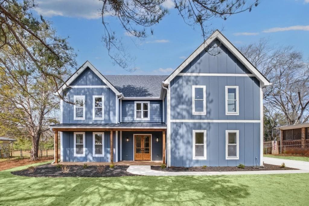 5 bedroom, 4 bathroom, 3,400 sq ft single family residence sold at 474 Maxwell Road, Roswell, GA 30075