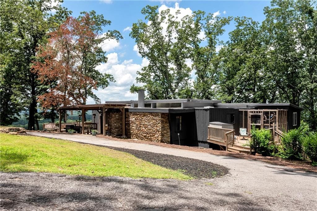 4 bedroom, 4 bathroom, 3,243 sq ft single family residence sold at 2705 Jamerson Road, Marietta, GA 30066