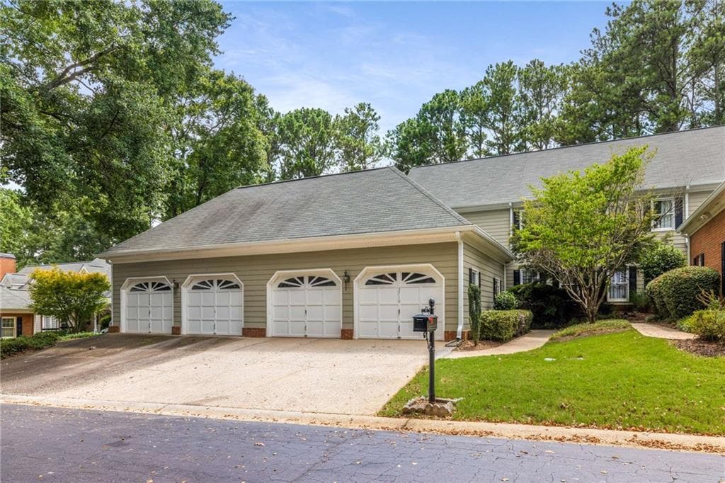 3710 Wedgewood Chase, Peachtree Corners, GA 30092 — most recent listing photo
