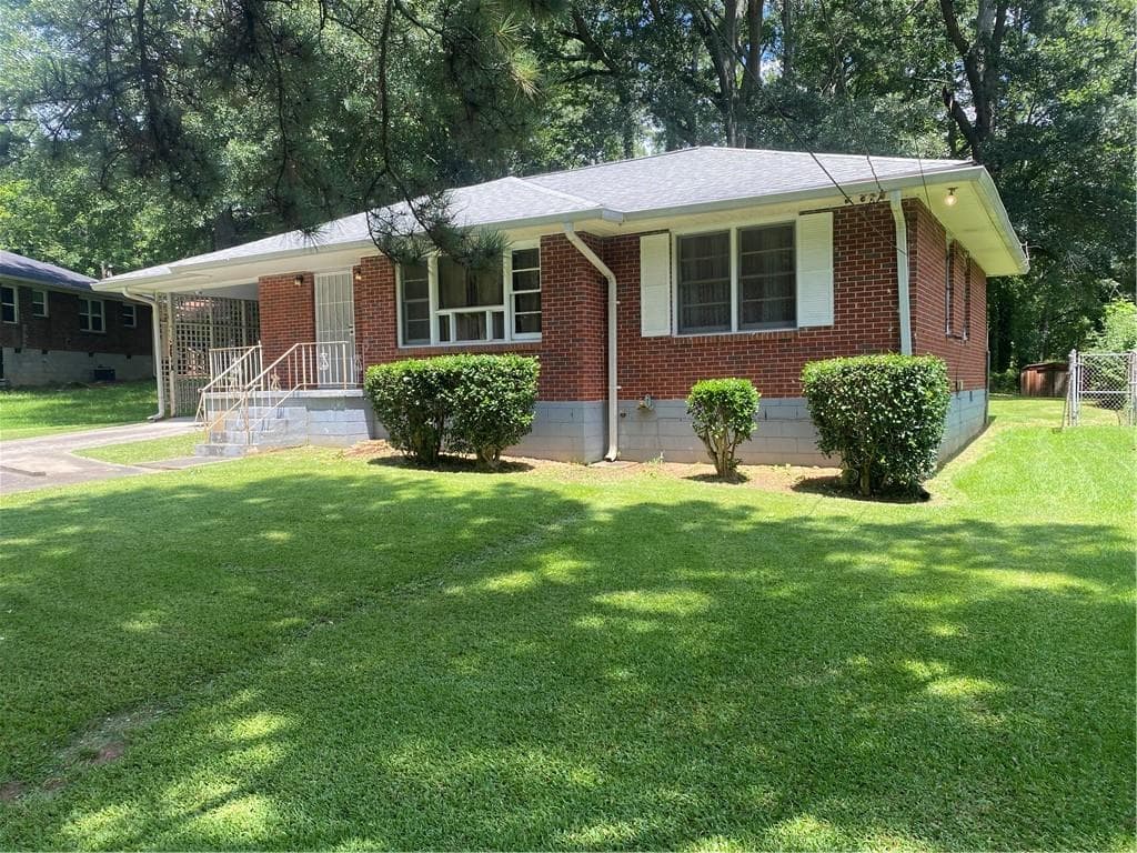 3 bedroom, 1 bathroom, 1,207 sq ft single family residence sold at 4 Mobley Drive, Atlanta, GA 30315