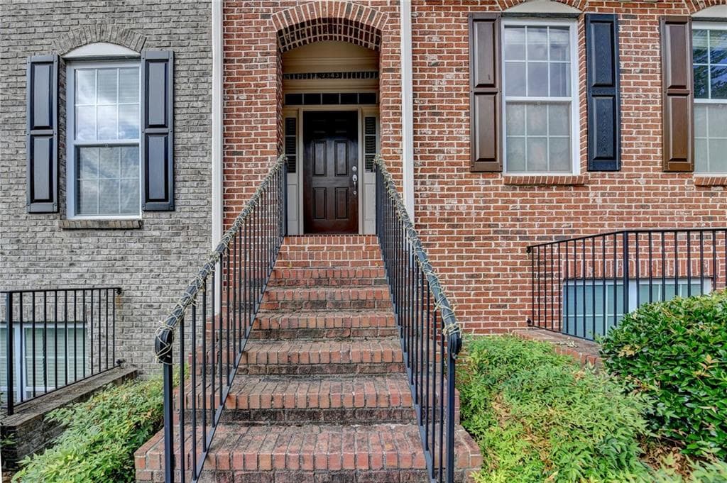 4 bedroom, 4 bathroom, 3,014 sq ft condominium for sale at 2343 Gallard Street, Lawrenceville, GA 30043 — photo 4