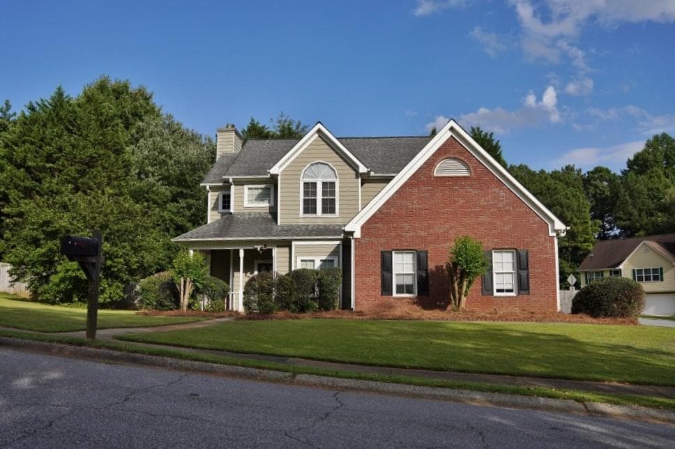 3 bedroom, 3 bathroom, 1,705 sq ft single family residence sold at 2525 Falcon Chase Court, Suwanee, GA 30024