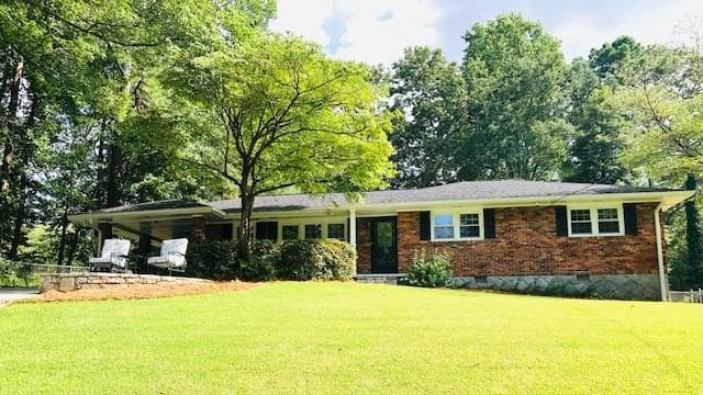 3 bedroom, 2 bathroom, 1,900 sq ft single family residence sold at 4279 Fontana Court, Tucker, GA 30084