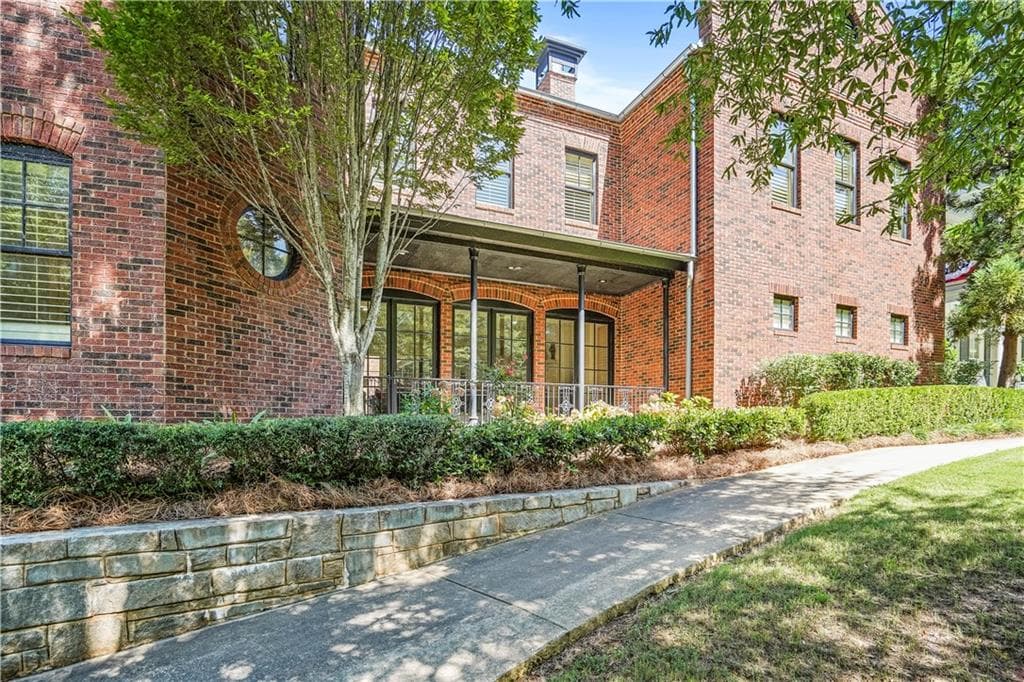 5 bedroom, 6 bathroom, 6,642 sq ft single family residence for sale at 5102 Park Street, Covington, GA 30014 — photo 4