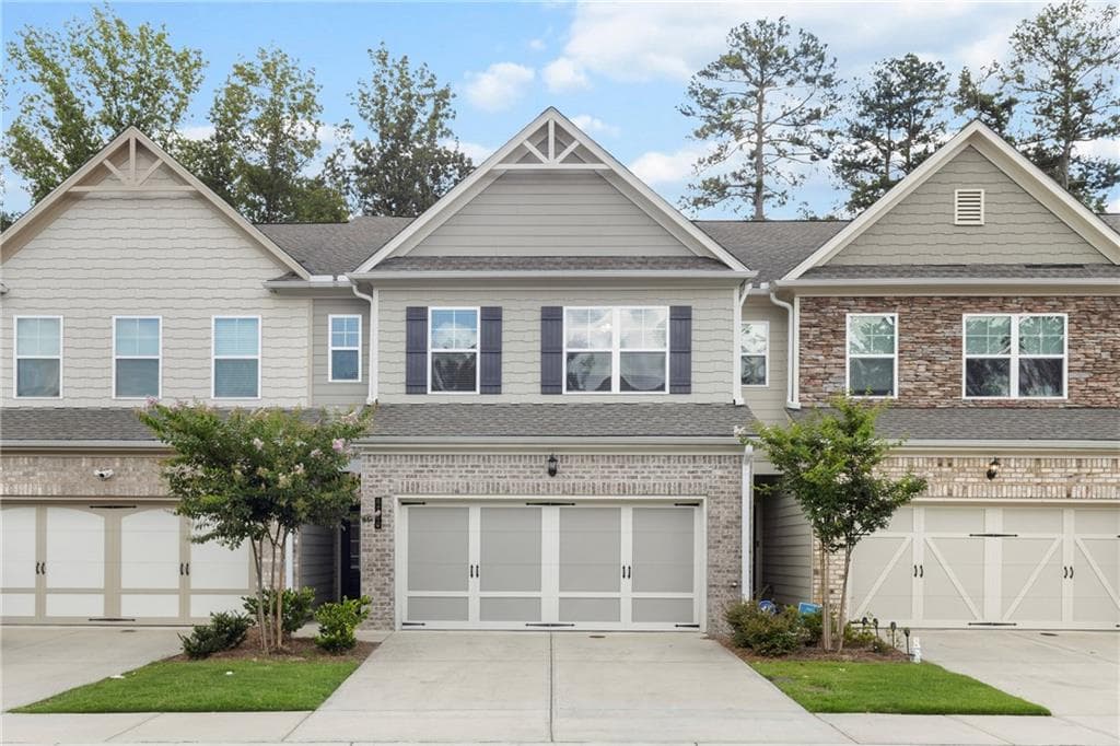 3 bedroom, 3 bathroom, 1,856 sq ft townhouse sold at 6780 Cedar Glen Road, Atlanta, GA 30360
