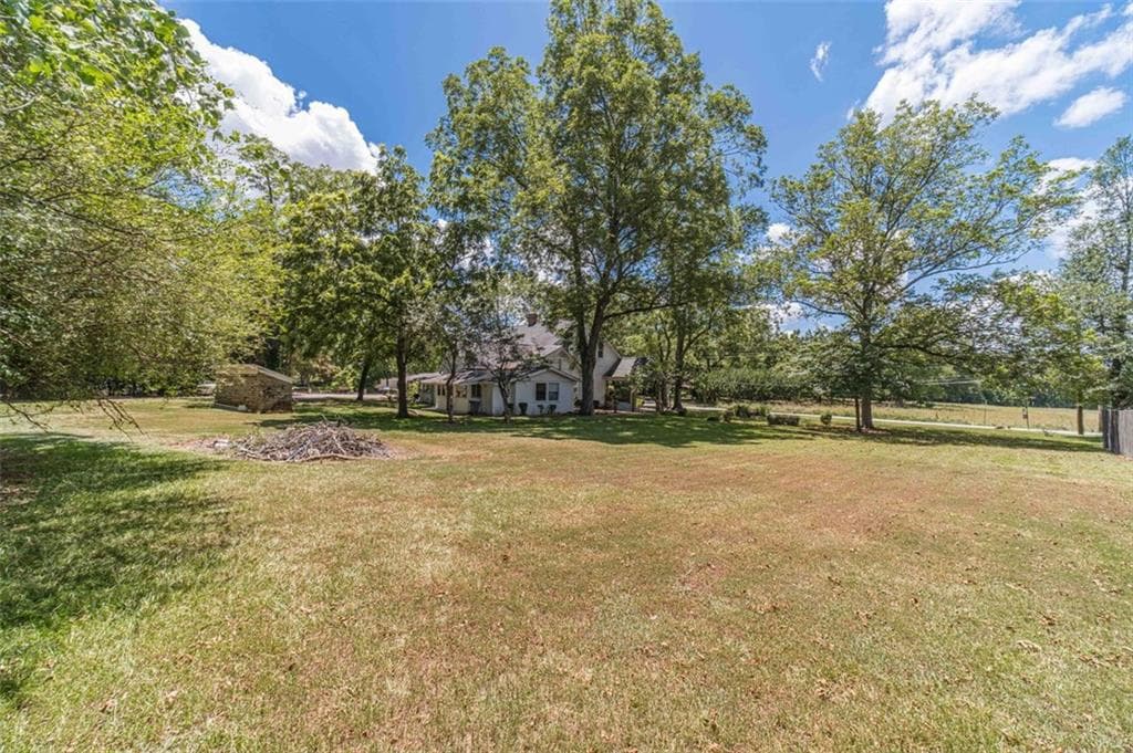 triplex for sale at 284 Covington Street, Loganville, GA 30052 — photo 2