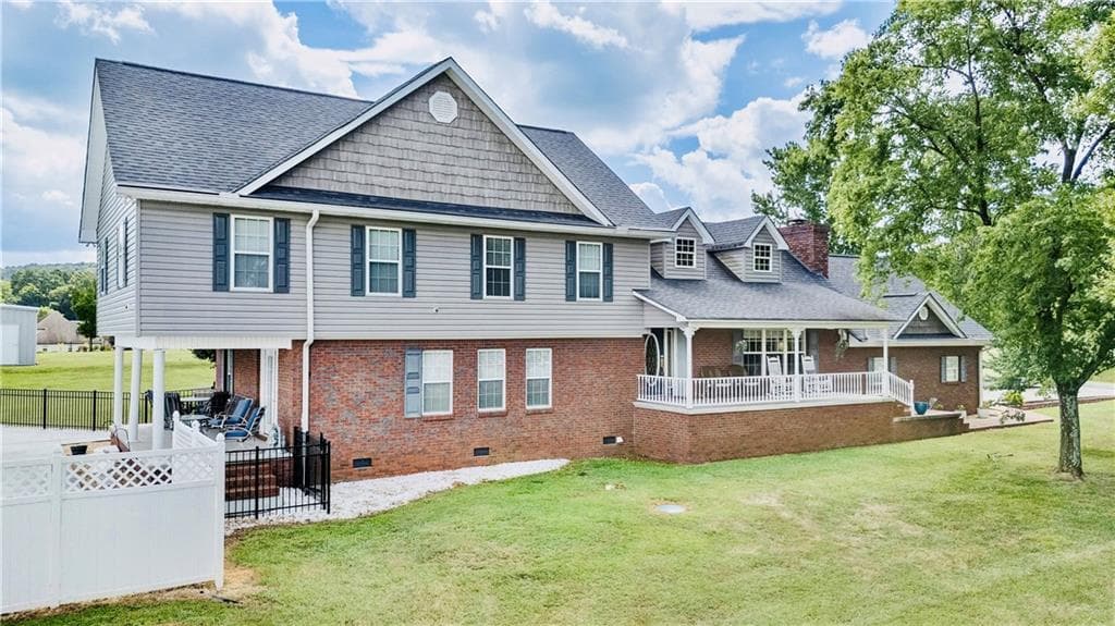 114 Belwood Drive, Calhoun, GA 30701 — most recent listing photo