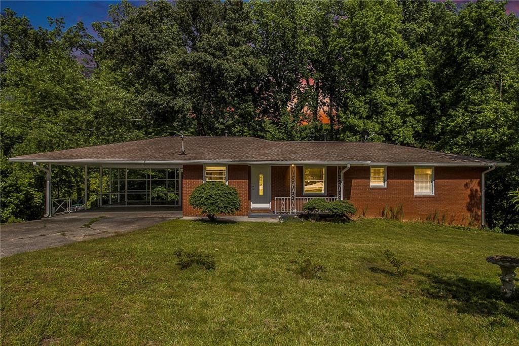 3 bedroom, 2 bathroom, 1,880 sq ft single family residence sold at 3055 Henderson Mill Road, Atlanta, GA 30341