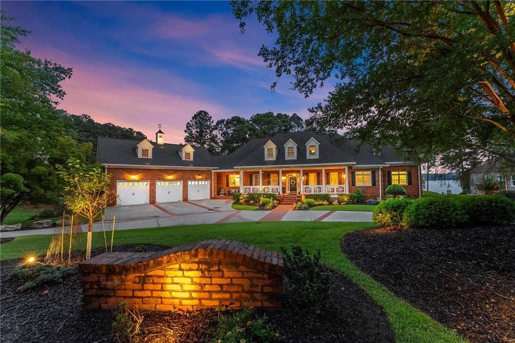 6707 Summer Crest Court, Flowery Branch, GA 30542 — most recent listing photo