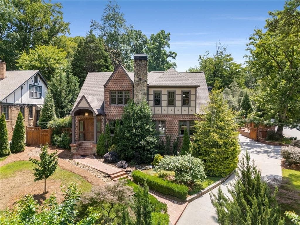 6 bedroom, 5 bathroom, 6,200 sq ft single family residence sold at 1531 N Morningside Drive, Atlanta, GA 30306