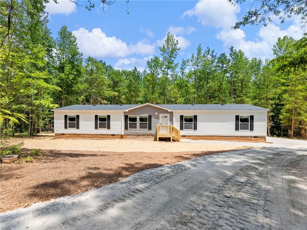 247 Cedar Ridge Drive, Commerce, GA 30530 — most recent listing photo