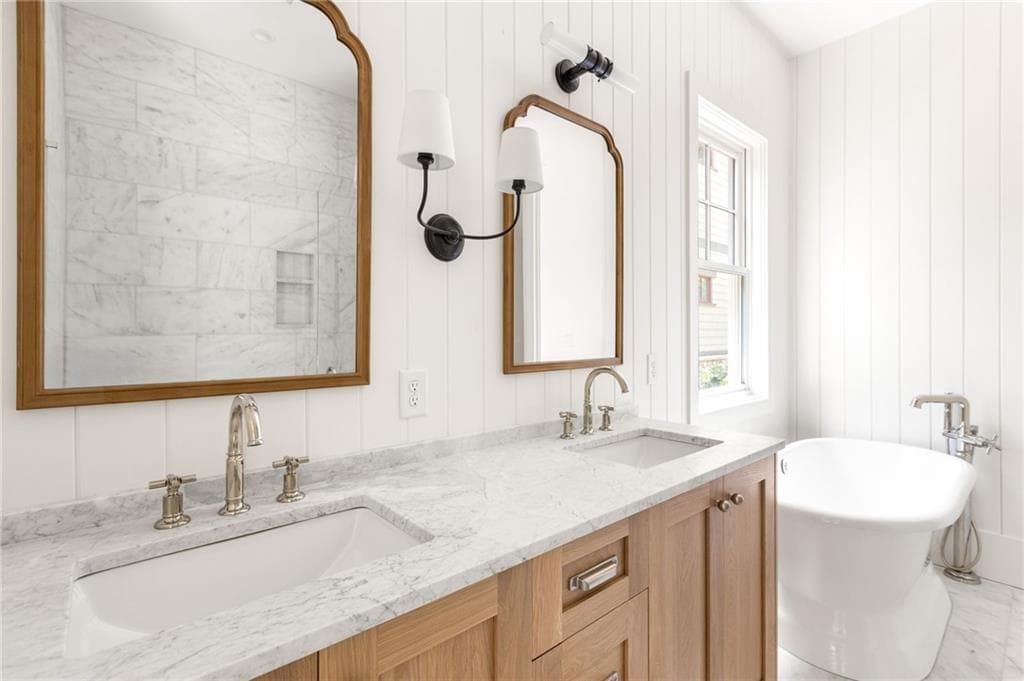 3 bedroom, 4 bathroom, 2,390 sq ft single family residence under contract at 11792 Serenbe Lane, Chattahoochee Hills, GA 30268 — photo 7