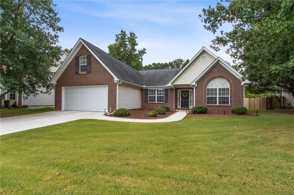 4060 Crescent Walk Lane, Suwanee, GA 30024 — most recent listing photo