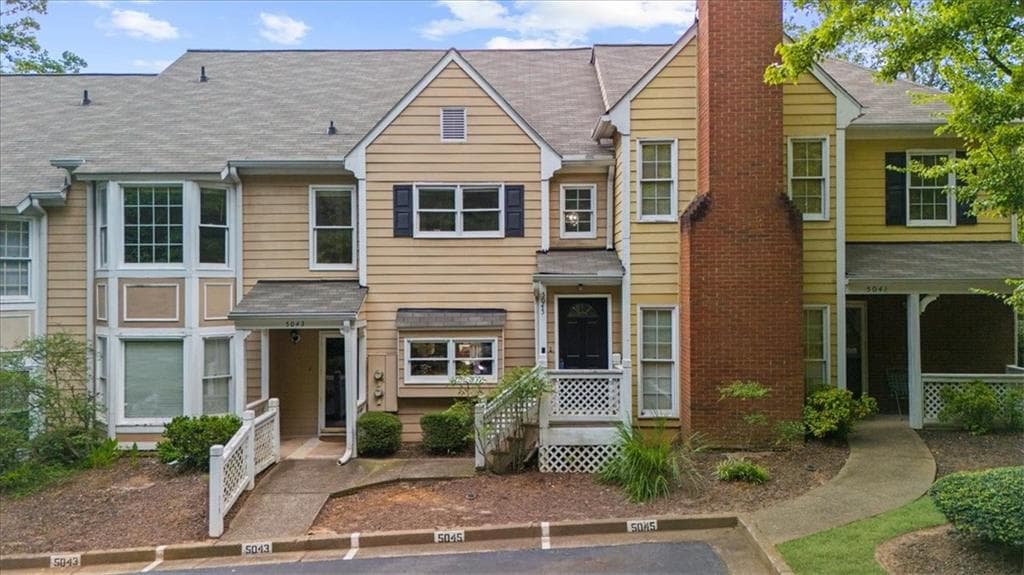 5045 Avalon Drive, Alpharetta, GA 30005 — most recent listing photo
