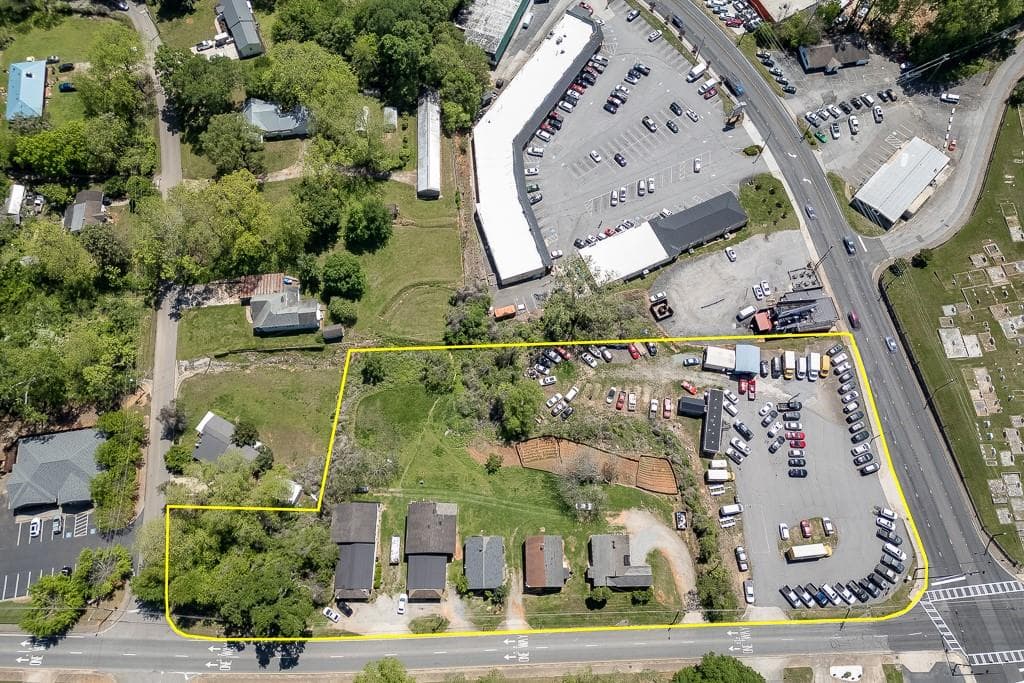 multi family for sale at 116 E Maple, Cumming, GA 30040 — photo 2