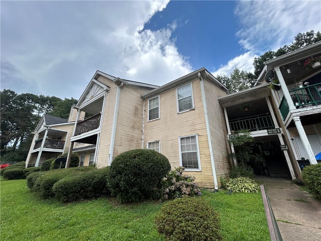 613 Ridge Creek Drive, Clarkston, GA 30021 — most recent listing photo