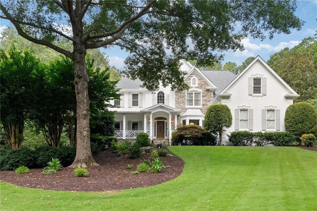 5 bedroom, 5 bathroom, 5,618 sq ft single family residence sold at 15420 Treyburn Manor View, Alpharetta, GA 30004