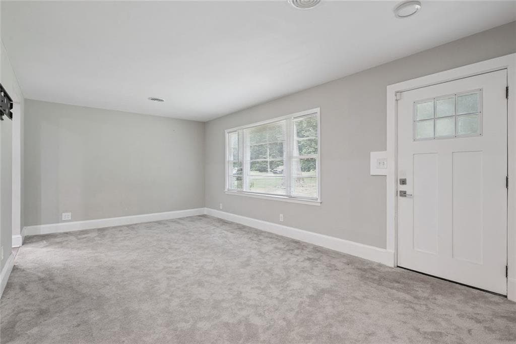 4 bedroom, 2 bathroom, 2,184 sq ft single family residence for sale at 4136 Weelaunee Road, Ellenwood, GA 30294 — photo 3