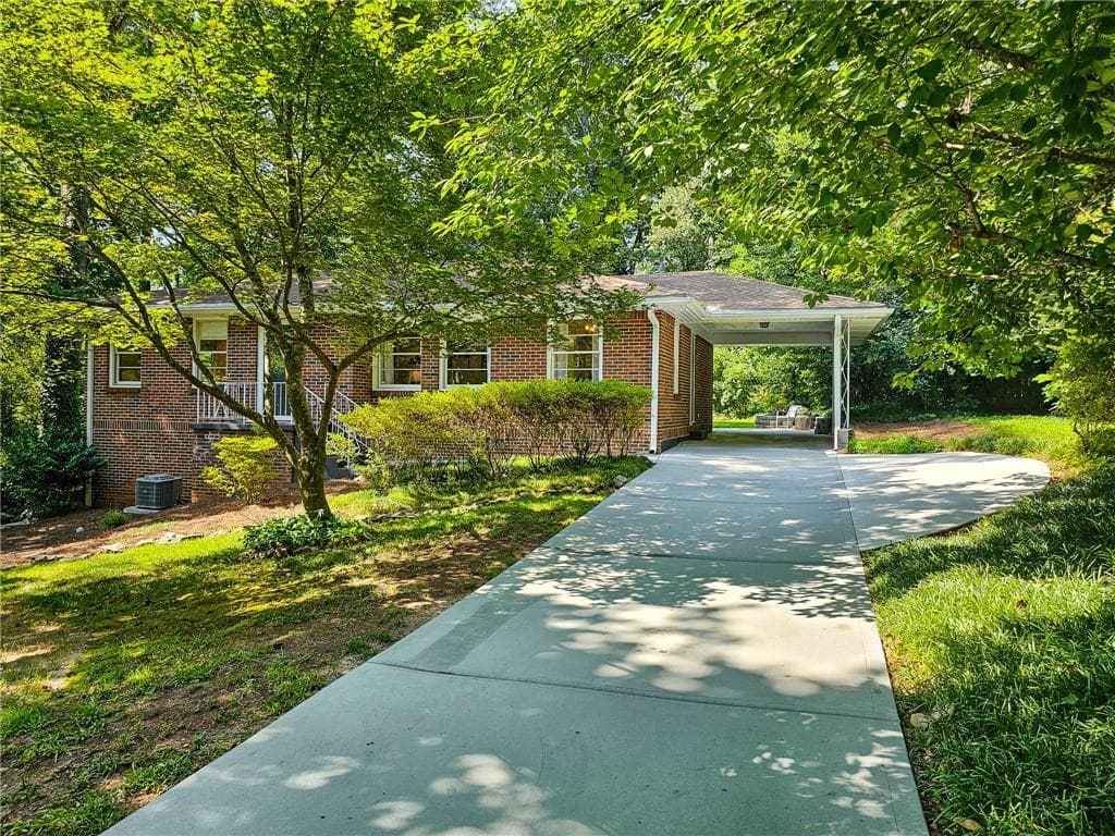 983 N Hills Drive, Decatur, GA 30033 — most recent listing photo