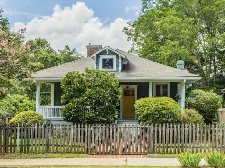 2 bedroom, 2 bathroom, 1,338 sq ft single family residence sold at 328 Clifford Avenue, Atlanta, GA 30317