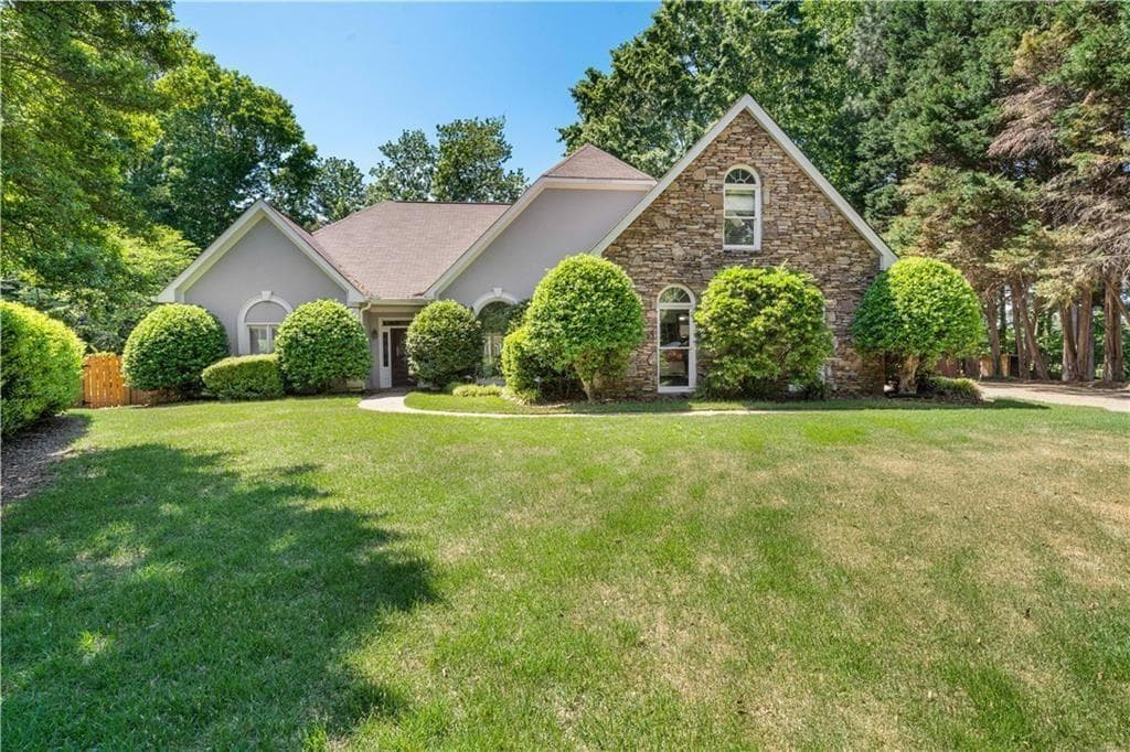 6045 Camden Court, Cumming, GA 30040 — most recent listing photo