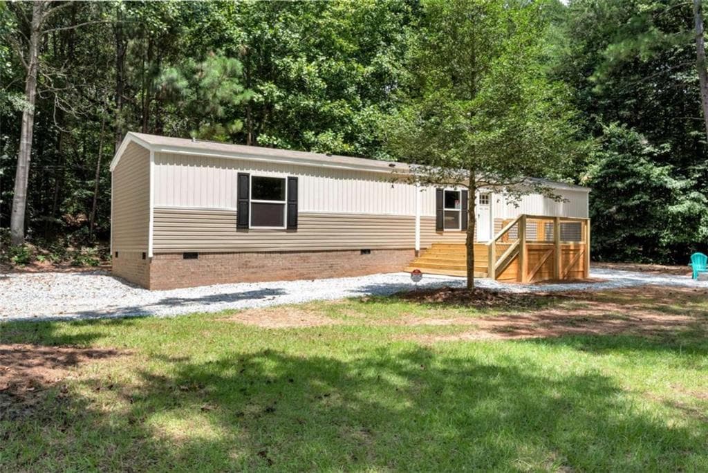 110 Oakwood Road, Lavonia, GA 30553 — most recent listing photo
