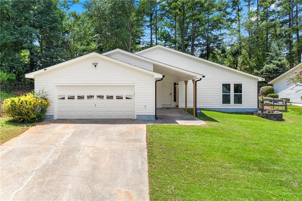 910 Lake Haven Court, Roswell, GA 30076 — most recent listing photo