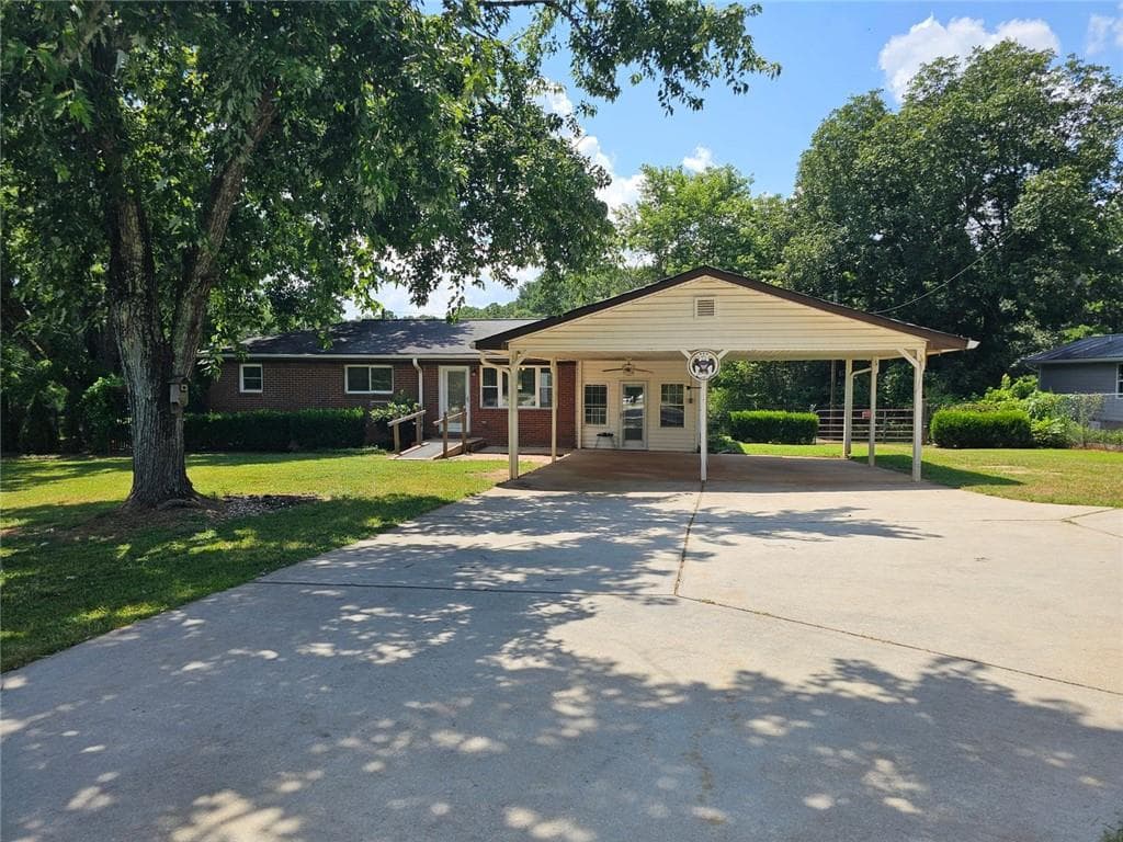 7177 Capps Ferry Road Road, Douglasville, GA 30135 — most recent listing photo