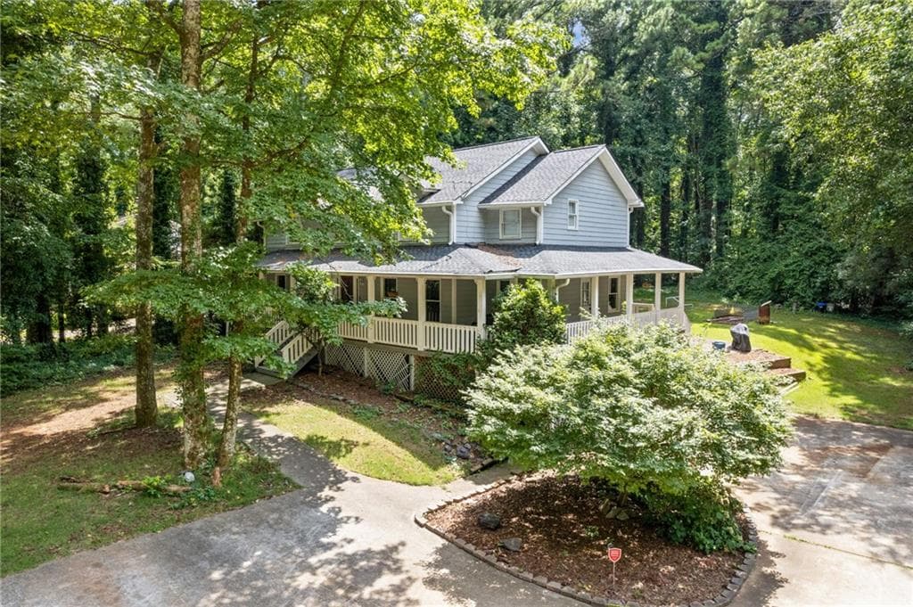5 bedroom, 4 bathroom, 2,640 sq ft single family residence for sale at 742 Mountain View Drive, Stone Mountain, GA 30083 — photo 5