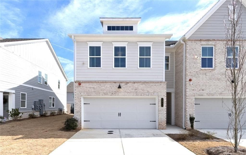 3 bedroom, 3 bathroom, 2,358 sq ft townhouse sold at 2980 Ferrington Way, Smyrna, GA 30080 — photo 1 of 1