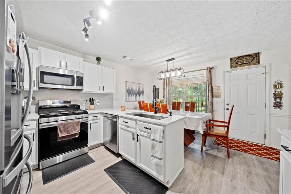 2575 Kentshire Way, Lawrenceville, GA 30044 — most recent listing photo