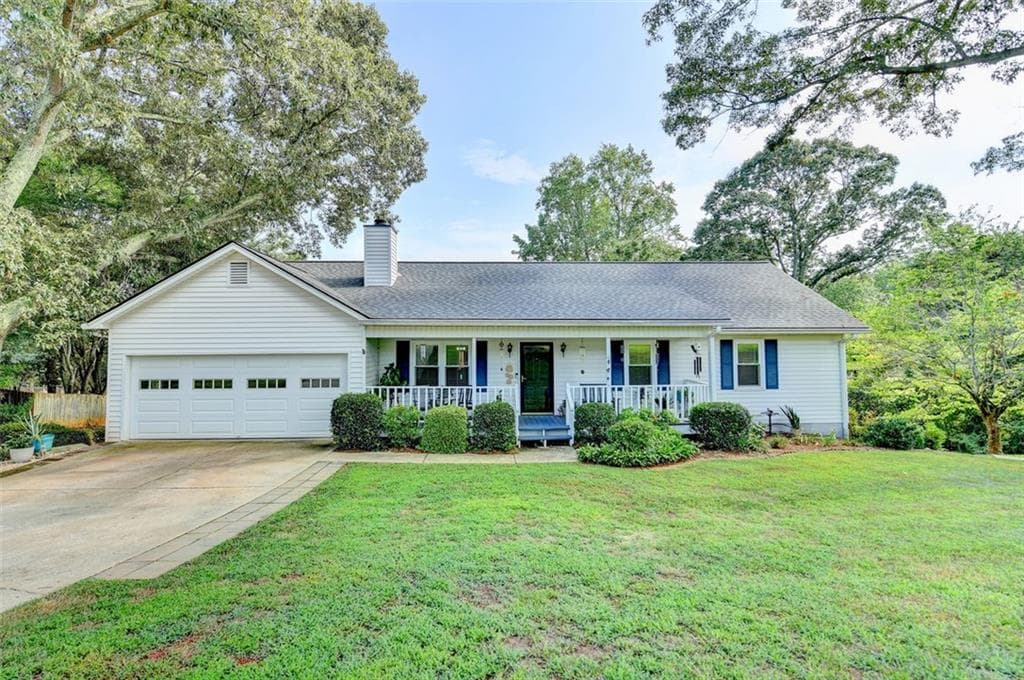 4450 Strickland Road, Flowery Branch, GA 30542 — most recent listing photo
