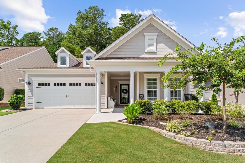 2 bedroom, 2 bathroom, 1,730 sq ft single family residence sold at 402 Pinehaven Lane, Woodstock, GA 30188