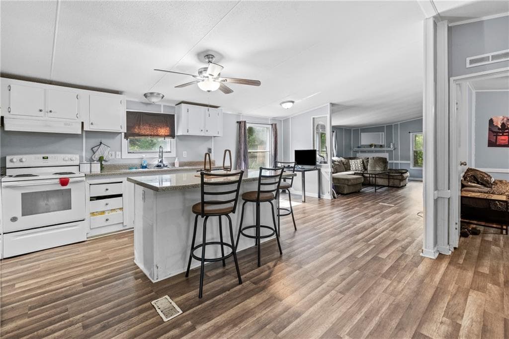 3016 Candler Road, Gainesville, GA 30507 — most recent listing photo
