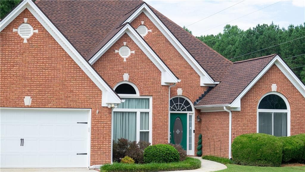 2051 Vintage Oaks Drive, Loganville, GA 30052 — most recent listing photo