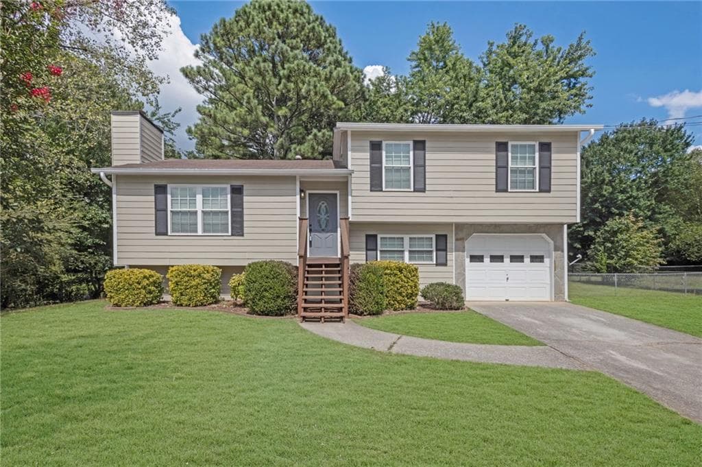 880 Westgard Court, Douglasville, GA 30134 — most recent listing photo