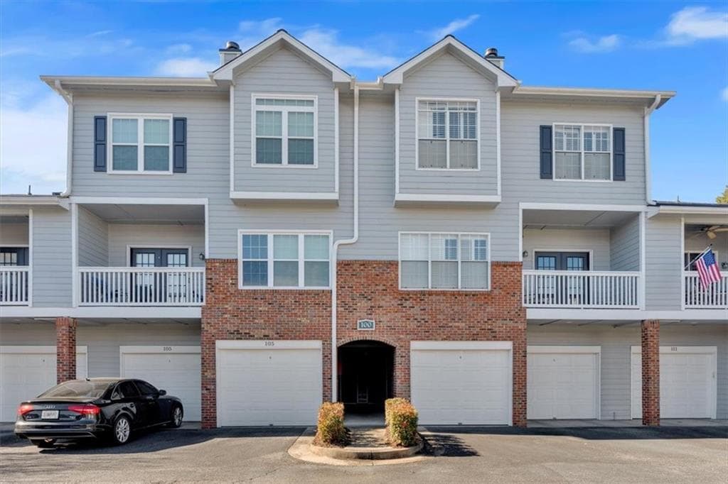 107 Vinings Forest Circle, Smyrna, GA 30080 — most recent listing photo