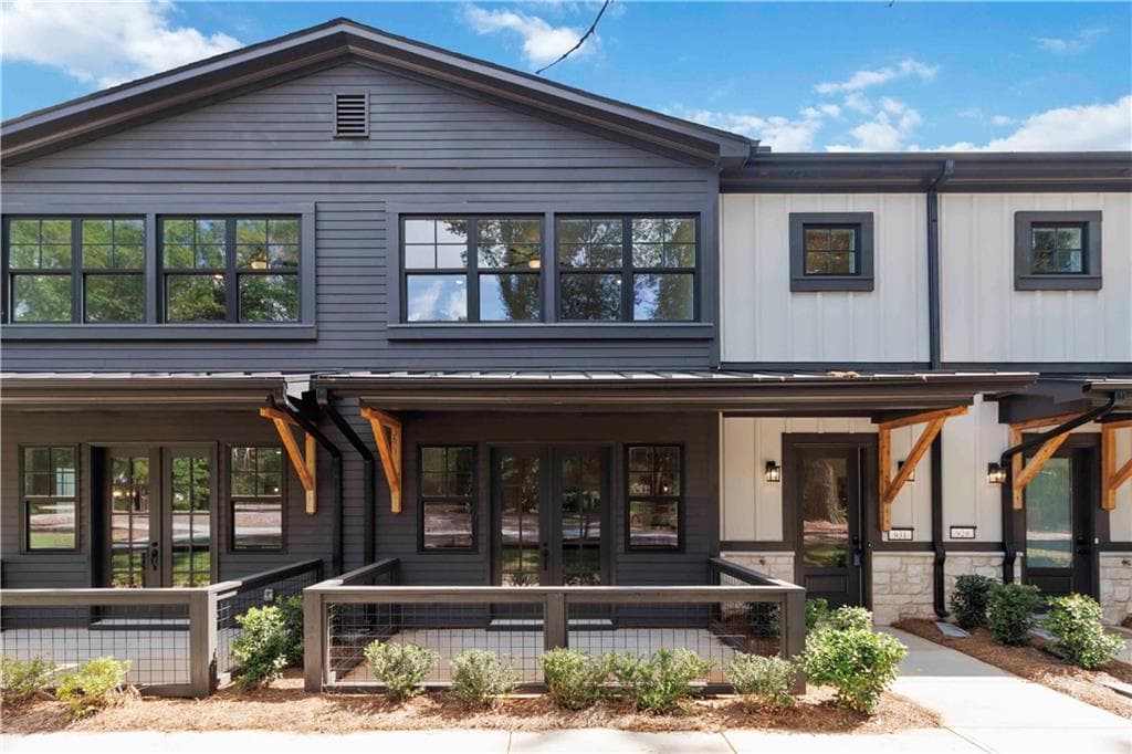 931 Willingham Drive 10, Hapeville, GA 30354 — most recent listing photo