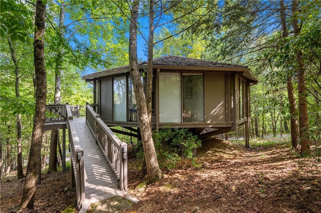137 Treetop Knoll Drive, Big Canoe, GA 30143 — most recent listing photo
